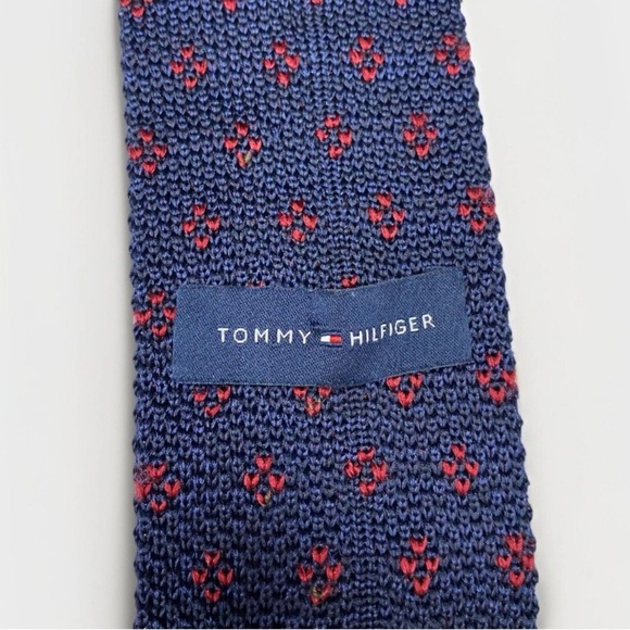 Tommy Hilfiger Square End Knit Silk Blend Blue & Red Necktie Tie Preppy Classic - Picture 2 of 5